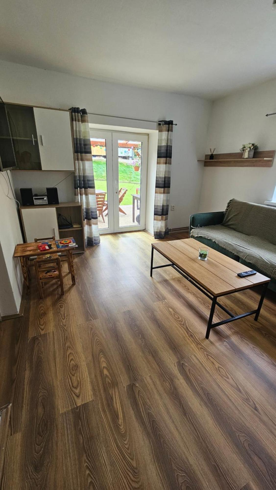 Farma U Lesa Apartment Hlinsko Luaran gambar